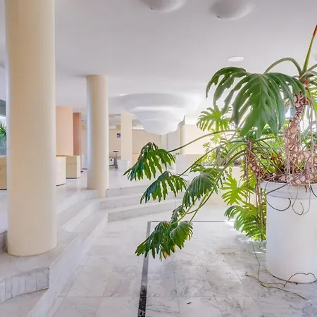 Avec Terrasse, Acces Pereire - Boulevard De L'ocean, Lejlighed *